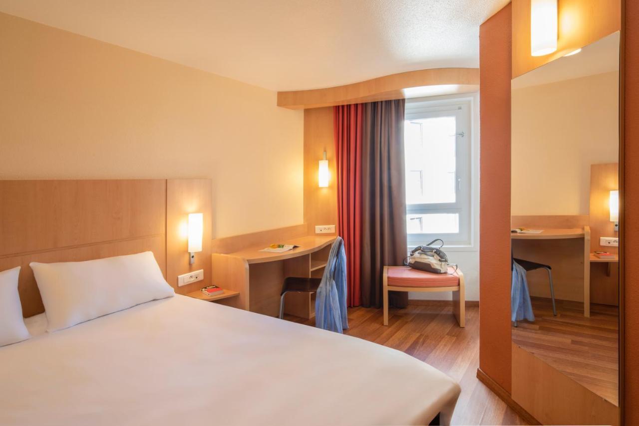 Ibis Tours Centre Gare Hotel Екстериор снимка