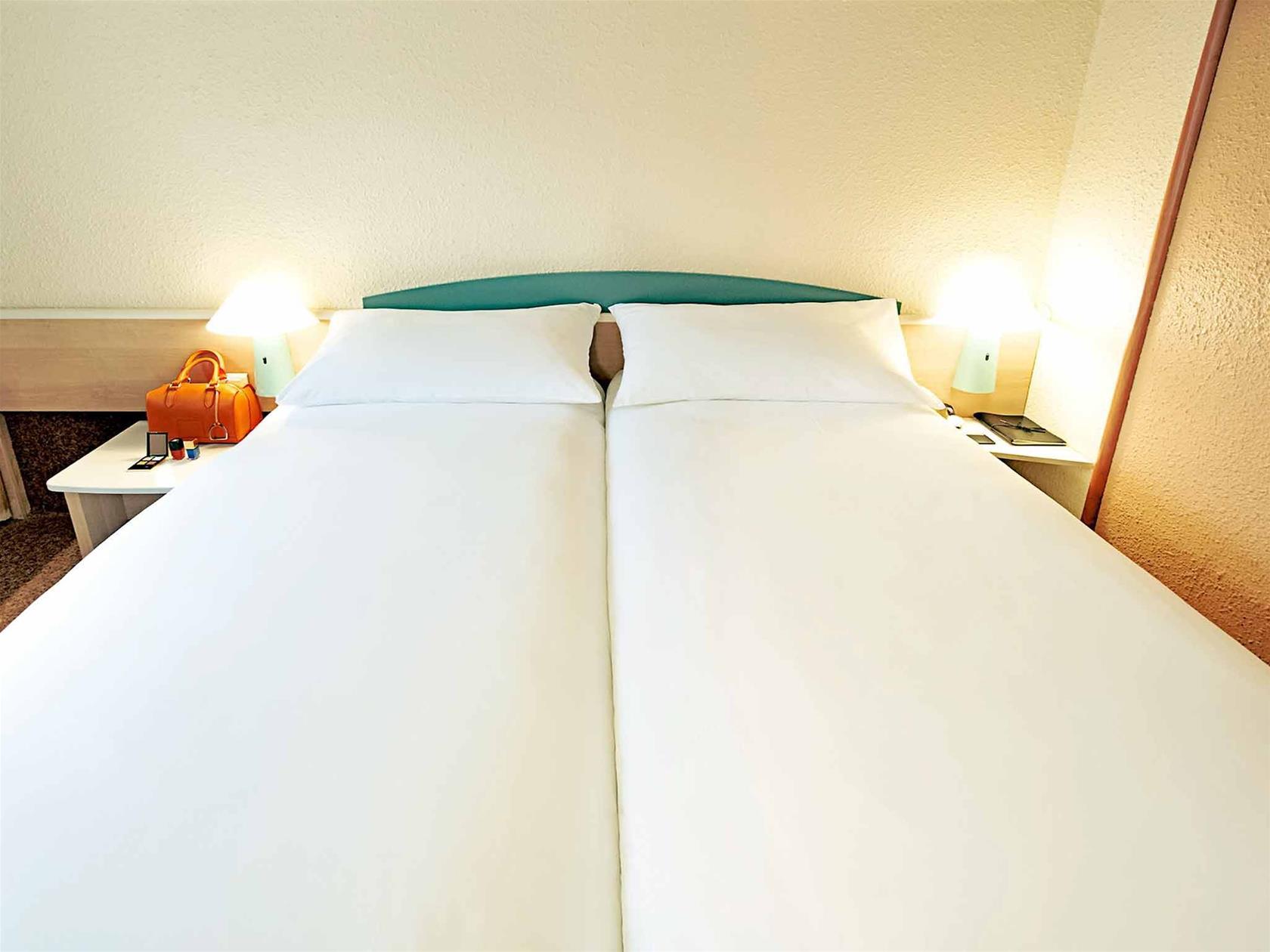 Ibis Tours Centre Gare Hotel Екстериор снимка